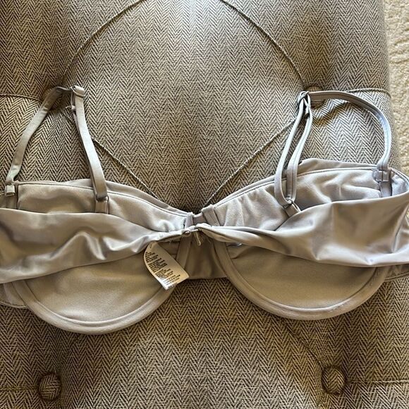 NWOT Ruched Demi Cup Top in Silver001 Good American Size 3 (Large) - Picture 14 of 16